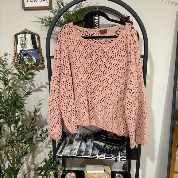 POL Blush Crochet see threw Crew Neck Sweater size medium - Picture 1 of 8